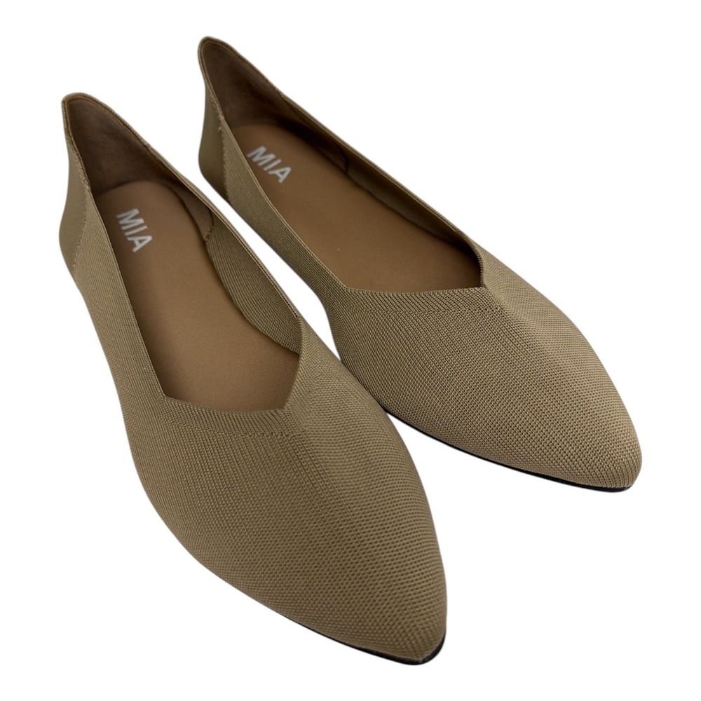 MIA Nude Khaki Kerri Flats Women's Size 9.5 NWOB